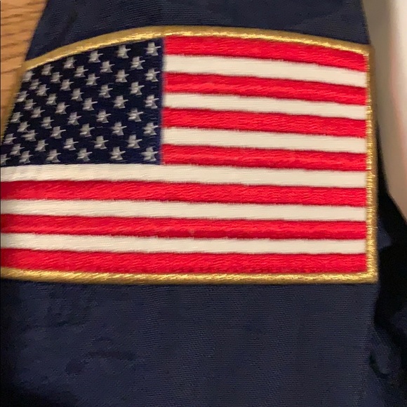 Men’s small pullover - Picture 2 of 4